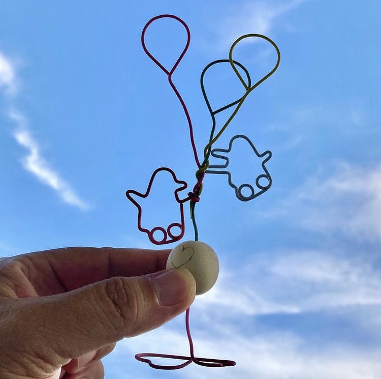 pclipy88's tweet photo. summer sky

"it's a beautiful !

#イマソラ #おは戦40807an #sky #collage #朝活 #handmade #図工
#summer #drawing #penguins https://t.co/IxVENpzMHI