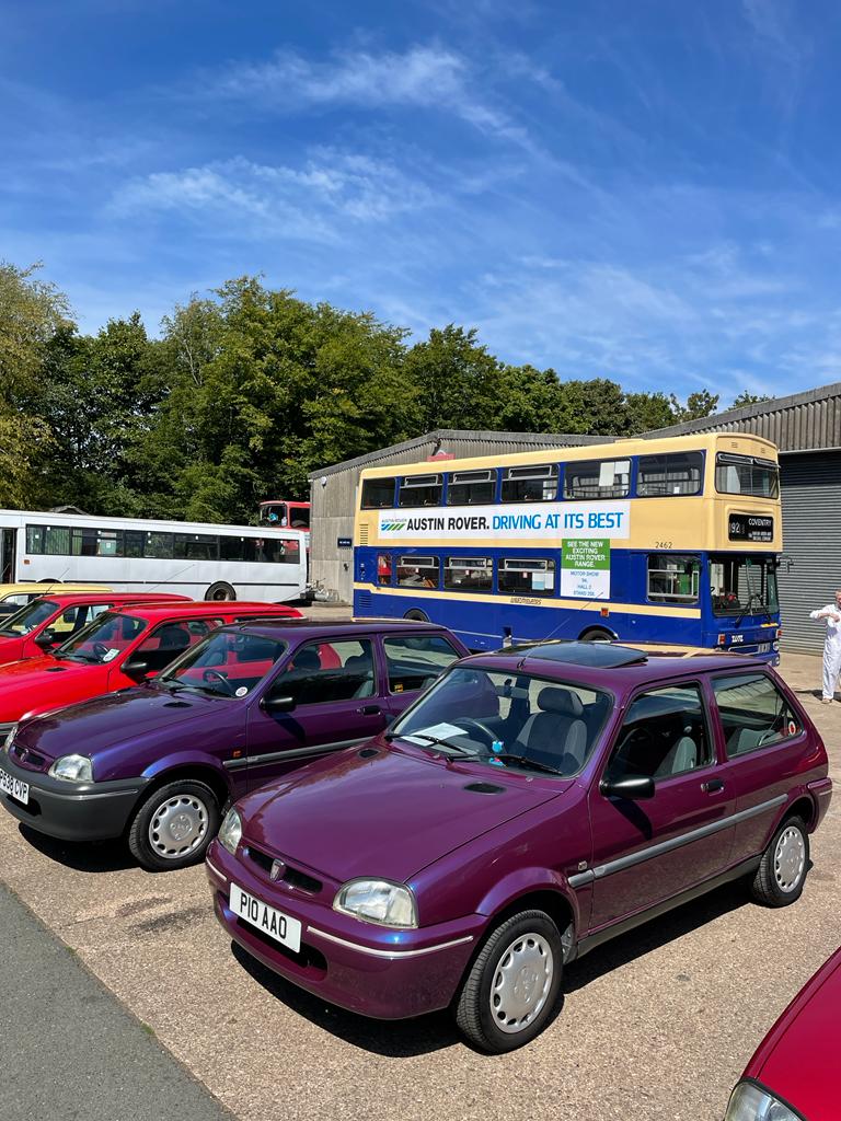 Today the Metro Owners club held a gathering at the museum. We was lucky to have the presents of Andy Walcott's NOA 462X, which has a wonderful offside periodic Austin Rover advert.

#Rover #metro #austinrovermetro #mcwmetrobus
