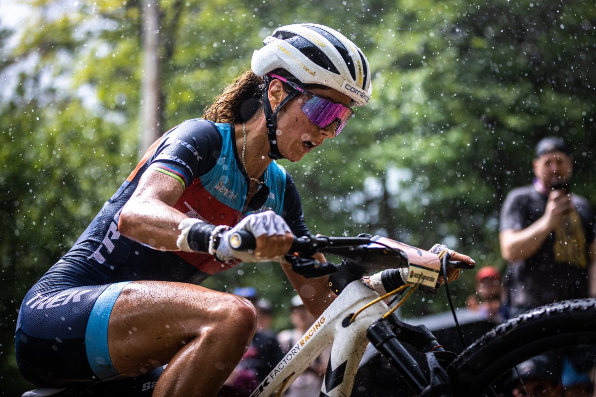 🥇 Jolanda Neff - Women Elite XCO 🥇 

She joins legends Juli Furtado 🇺🇸 and Catharine Pendrel 🇨🇦 as the only riders to have won four times in Mont-Sainte-Anne. 

#MBWorldCup