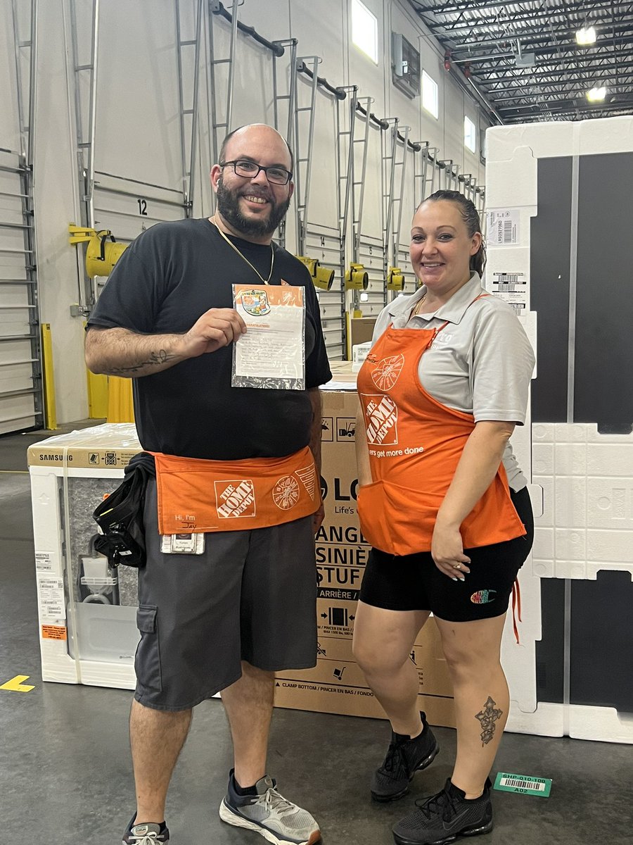 #FirstWeek #SupplyChain <a href="/5870Mdo/">Orlando MDO 5870</a> Amazing Team! #AS #GWA #Training <a href="/dglasso/">Dante Glasso</a> <a href="/ChaddWhiteley/">Chadd Whiteley</a>