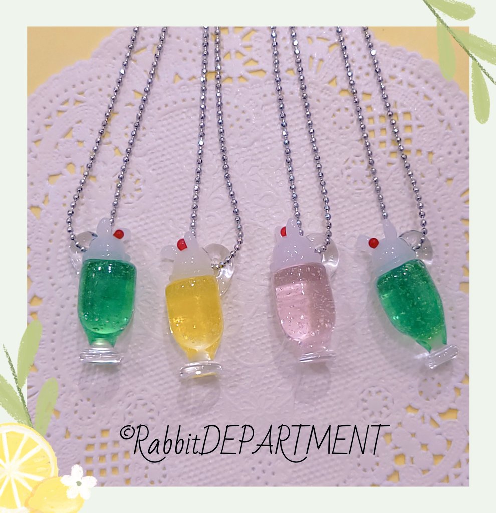RabbitDEPARTME's tweet photo. 新宿店です🐰🌞✨
#studiotakka さんの #ネックレス です🎶
ウサギさん🐰🍒がクリームソーダになっちゃいました😆💕
暑い日に爽やか&可愛い(>᎑<`๑)💛
通販サイトからもご購入頂けます🐰
https://t.co/qiAQZ9dxNH
#ラビットデパートメント
#ハンドメイド
#うさぎ雑貨
#新宿マルイアネックス https://t.co/UCUfpBwFCY