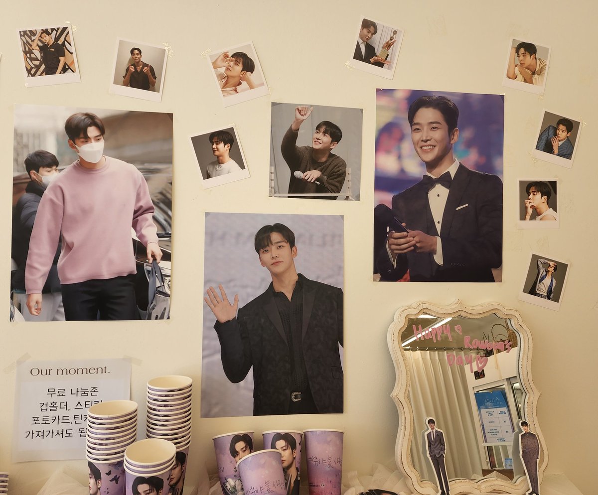 📍상수 아우어모먼트
시원한데다 기분좋은 꽃향기도 나구
내부는 예쁜 석우 사진들로 꾸며져 있어서
무더운 생카 투어중에 잠시나마 힐링했던 곳
플라워픽도 너무 귀여웠어요♡
#향기로운_보랏빛의_8월