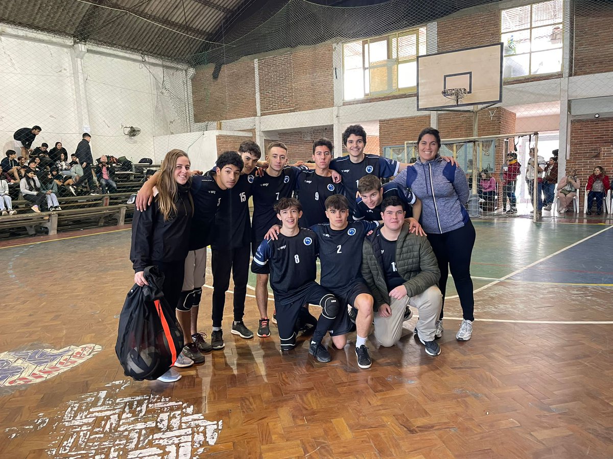 DireccindeDepo5's tweet photo. a cargo de la Profesora Valentina Bobadilla. https://t.co/htgF6dpaAB