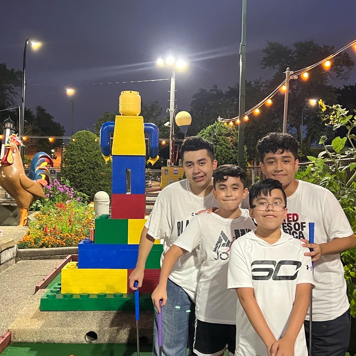 StEdParish's tweet photo. Tonight our Youth Group went out for mini golf and ice cream! All teens entering grades 8-12 are welcome to join the Youth Group every Sunday from 7:00-8:30pm. https://t.co/4bu55hoY4k