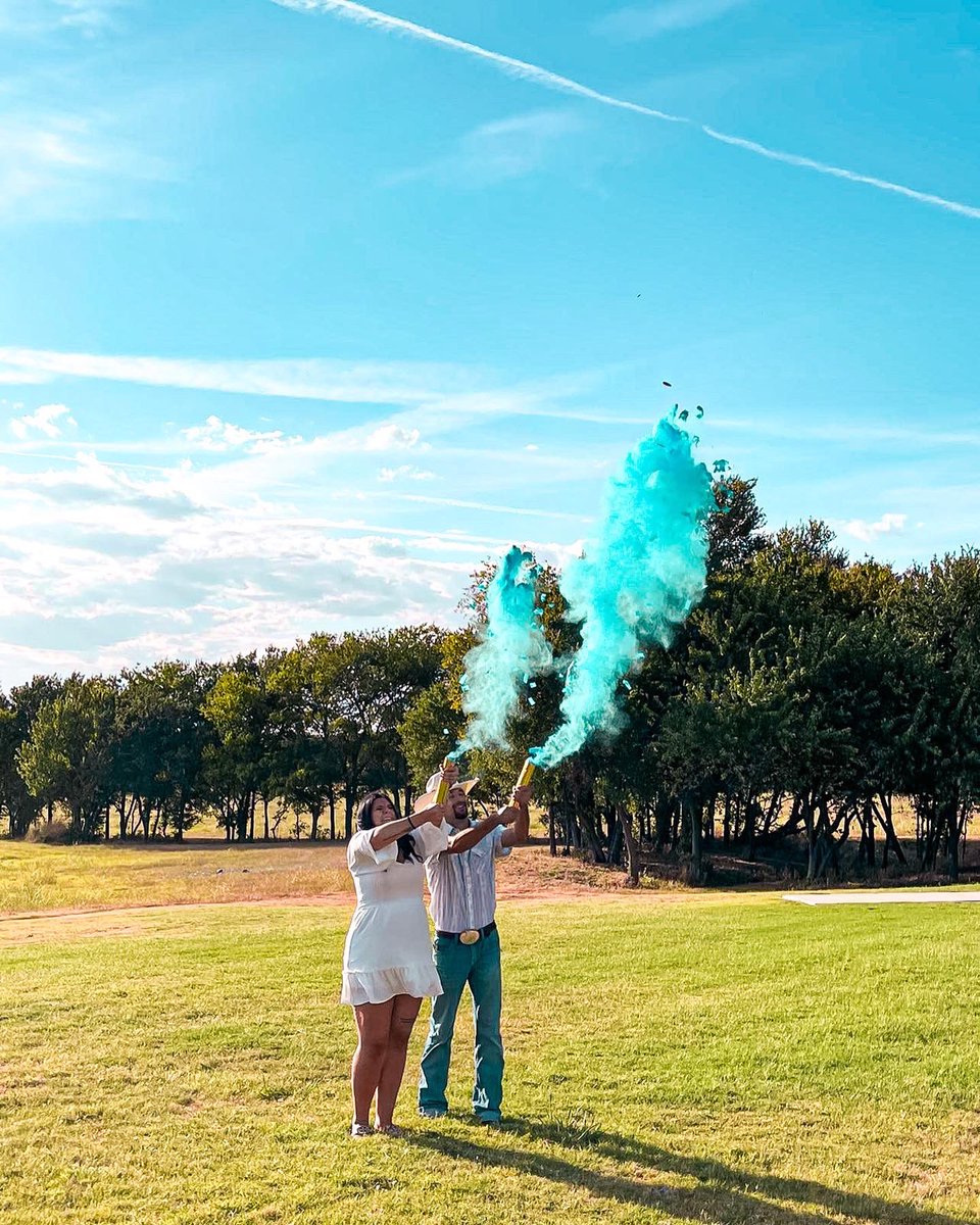 britmw22's tweet photo. We’re having a baby boy 💙💙💙 https://t.co/FONsKexFAA