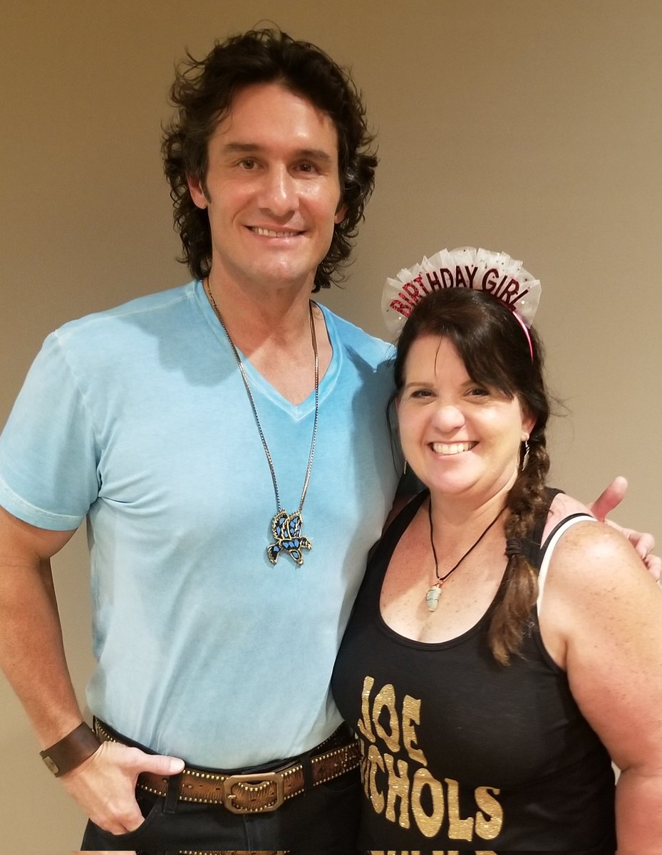 Debbie_Clarke71's tweet photo. @JoeNichols thank you for the most memorable birthday concert at CountryFest in San Diego. My 1st Joe Nichols concert ever and you did NOT disappoint!  Thank you! https://t.co/8tcTte2x16
