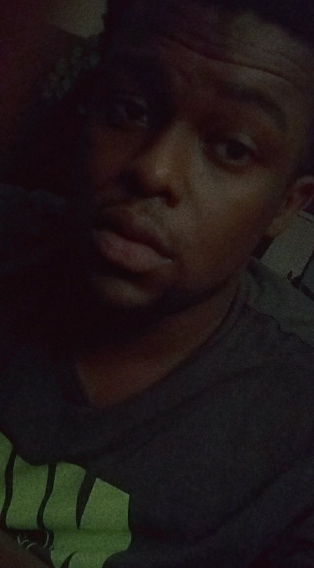 MarvvOfficial's tweet photo. I just be lowkey 🤏🏾💪🏾 https://t.co/XhpeH9aSon
