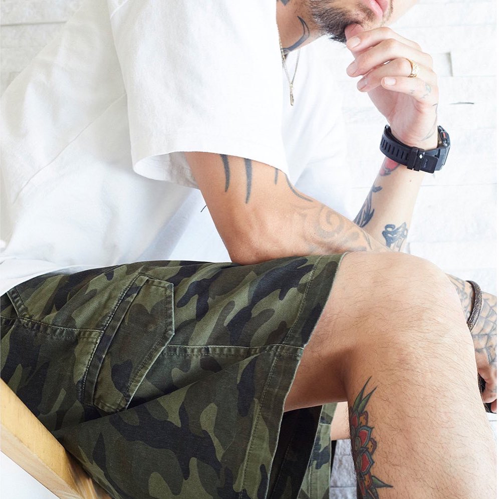 Cloudland33's tweet photo. 【 ARMY CARGO SHORTS 】
2022.8.8(20:00) Release.

CLOUDLAND 33 ONLINE STORE

https://t.co/BCR3mVLv4X

#Jesse #jessemcfaddin #SandCo #SCO 
#RIZE #TheBONEZ #EDO #GICODE
#styleiseverything #shinagawa #Japan

@Jesse_McFaddin https://t.co/pRlyRAWl7D