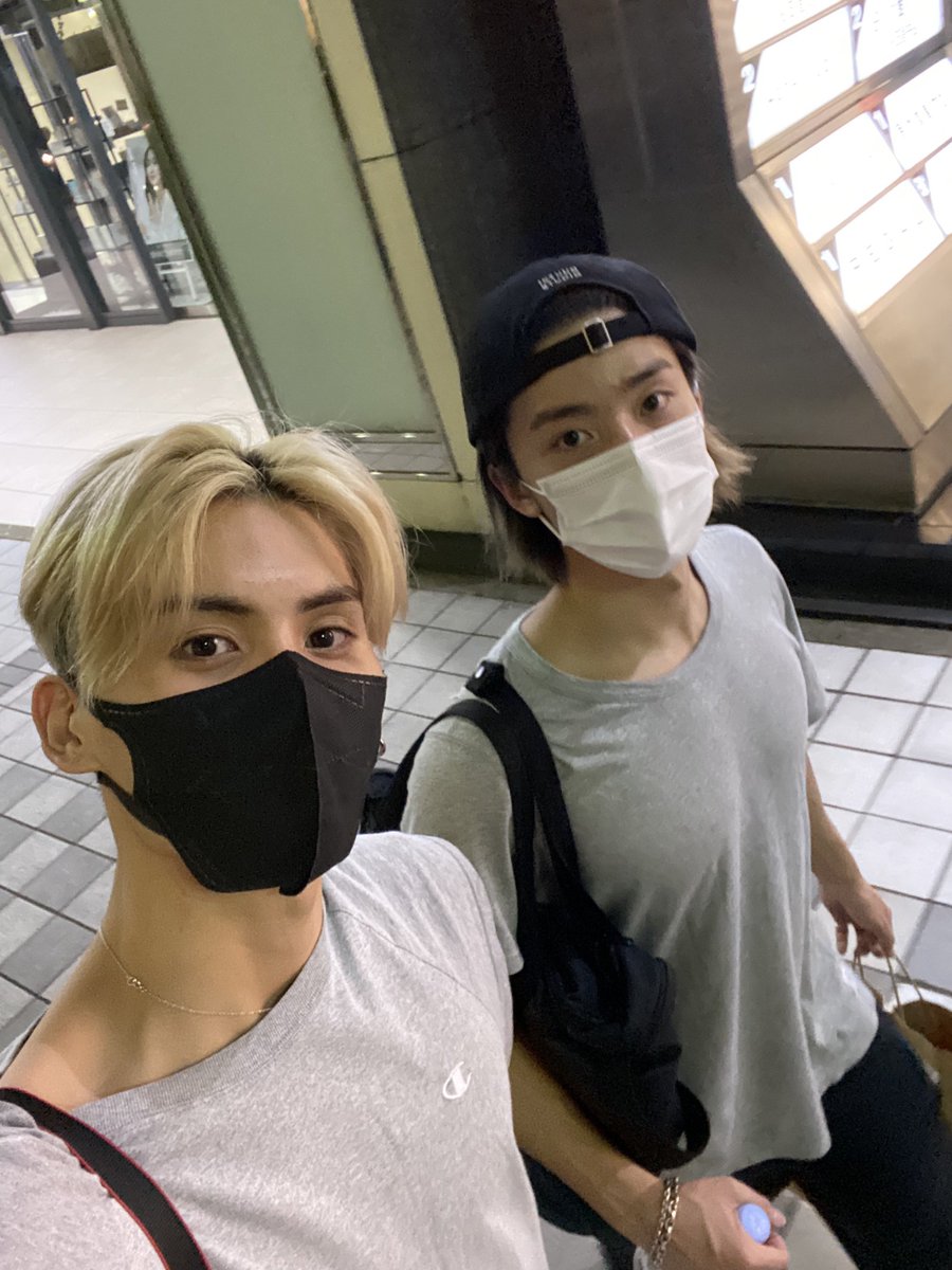 SF9_UNIFILES's tweet photo. [🪐📂220808] FNS SF9 🌞 #태양 #TAEYANG   

Monthly income + vacation expenses

#SF9 #YOOTAEYANG #유태양 https://t.co/eTJgTPusLf