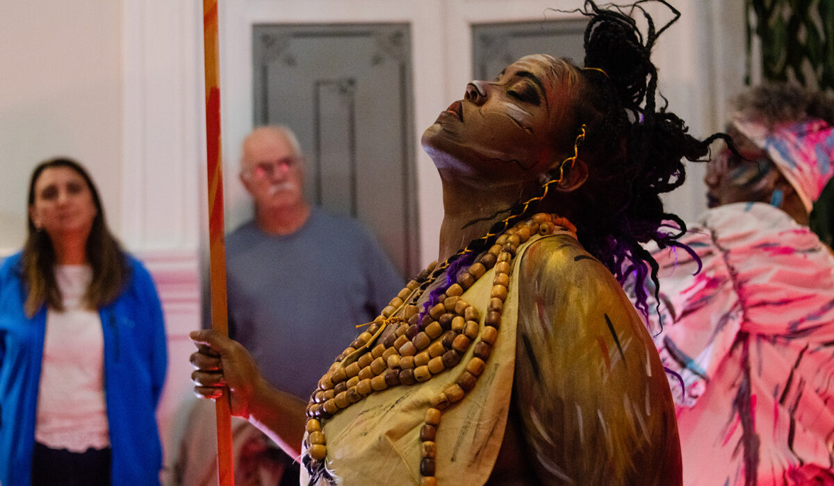 SCDSB Human Rights & Employment Equity Office (@scdsb_hreo) on Twitter photo "Hermosa Intervención (Beautiful Intervention): The Body as Transmitter of Black Stories" is a group of Afro-Uruguayan women reconstructing the history of Black women in the Americas, thereby sharing a historiography not taught in school. <a href="/SCDSBequity/">SCDSB DEI/ML Department</a> youtu.be/tydQmgjtL_U "Hermosa Intervención (Beautiful Intervention): The Body as Transmitter of Black Stories" is a group of Afro-Uruguayan women reconstructing the history of Black women in the Americas, thereby sharing a historiography not taught in school. <a href="/SCDSBequity/">SCDSB DEI/ML Department</a> youtu.be/tydQmgjtL_U