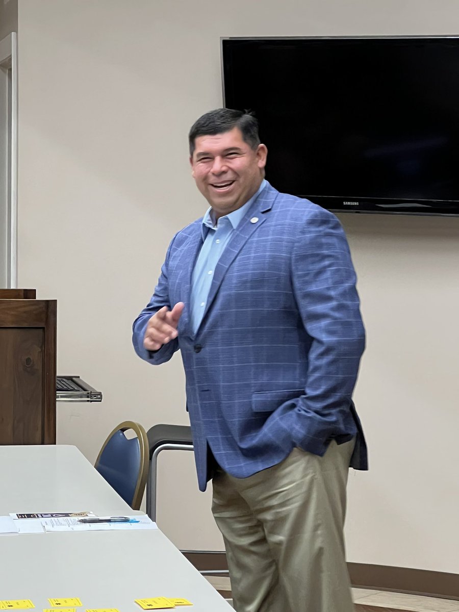 candis16's tweet photo. What an honor to have @CyrusLBen  Chief of the Mississippi Band of Choctaw Indians speak to @GoChoctaws_FB team!  I can’t think of a better way to start camp!  💙💛 @CoachJBland @coachtbgilbert @kbizot https://t.co/fPj627dJtc