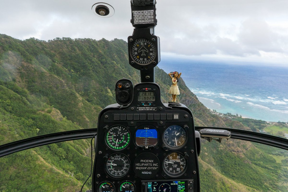 petehalvorsen's tweet image. #ripTC 

Best Helo Pilot Oahu ever saw. 
—

‘Magnum, P.I.' Actor Roger Mosley Dies at 83 

nbclosangeles.com/news/local/mag…