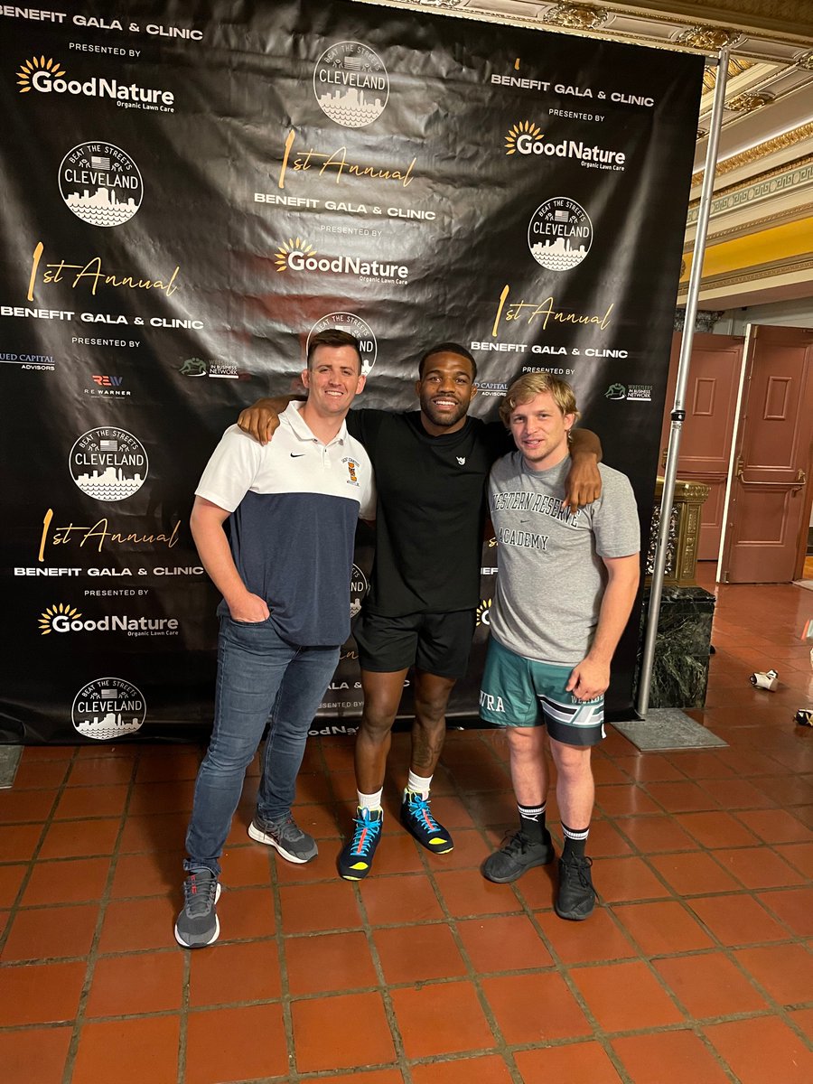 Great watching former wildcat great <a href="/badhabat/">David Habat</a>  showcase technique at the <a href="/BTS_CLEVELAND/">Beat the Streets Cleveland</a> event this weekend, sharing the stage with the GOAT <a href="/alliseeisgold/">Jordan Burroughs</a> - Thank you! Also, wildcat alum and current JCU national qualifier <a href="/patrickcmcgraw/">Patrick McGraw</a> won his match against CSU. <a href="/SIHSSports/">SIHS Sports</a>