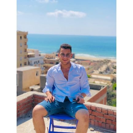 ،كل سنه وانت طيب ياأحلي وأغلي وأجمل مستر في الكون كله ❤️❤️❤️<a href="/ELSAYEDAMAR5/">E L S A Y E D A M A R</a>