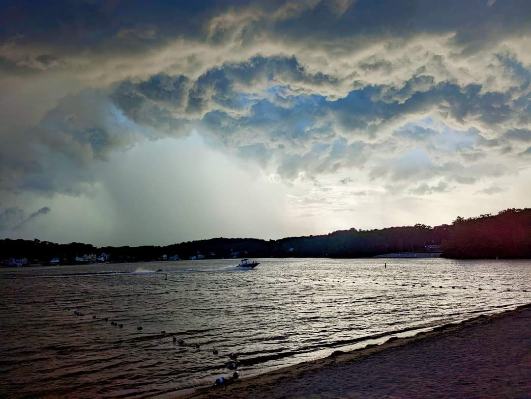 Bob Cargill on Twitter "The sky over Fort Meadow Reservoir in