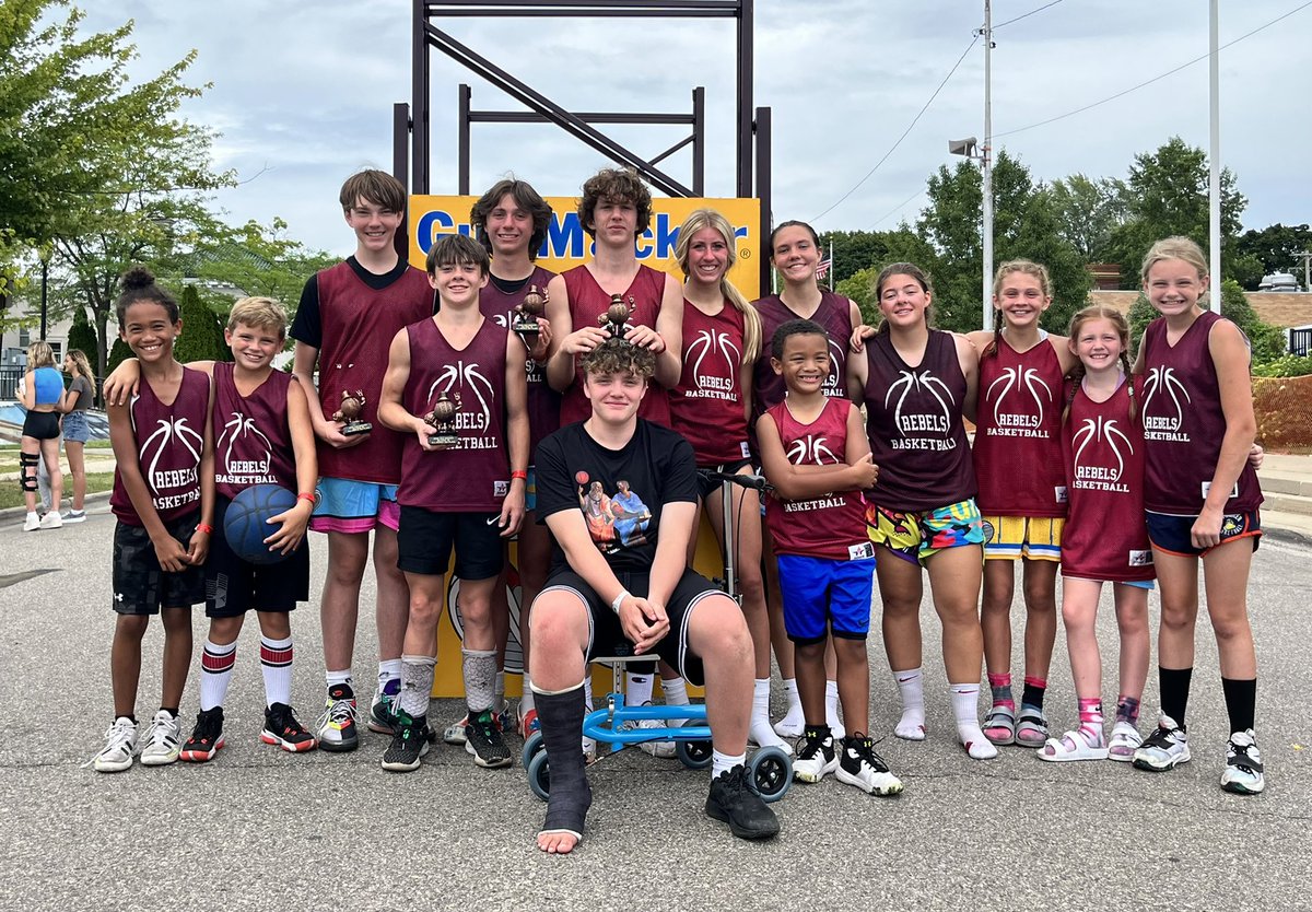 Incredibly proud of these Rebel men and women this weekend in Belding, MI! Men took 3rd after an incredible fight! Congratulations to both teams! <a href="/twanpip/">Antwan Pipkins</a> <a href="/lindsay_arcella/">lindsay</a> <a href="/AleksPecoski1/">Aleks Pecoski</a> <a href="/Noahmijares2/">Noah mijares</a> <a href="/gusmacker3on3/">Gus Macker</a>