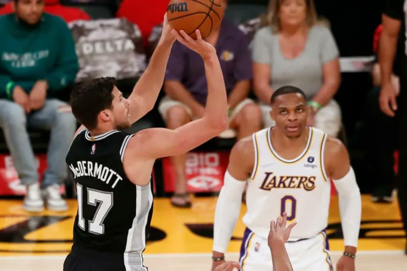 LakersDailyCom's tweet photo. Bleacher Report’s trade idea: 

Los Angeles Lakers Receive: F Doug McDermott, G/F Josh Richardson

San Antonio Spurs Receive: PG Russell Westbrook, 2027 first-round pick (unprotected), 2023 second-round pick, 2025 second-round pick https://t.co/aWTJHqWsu1