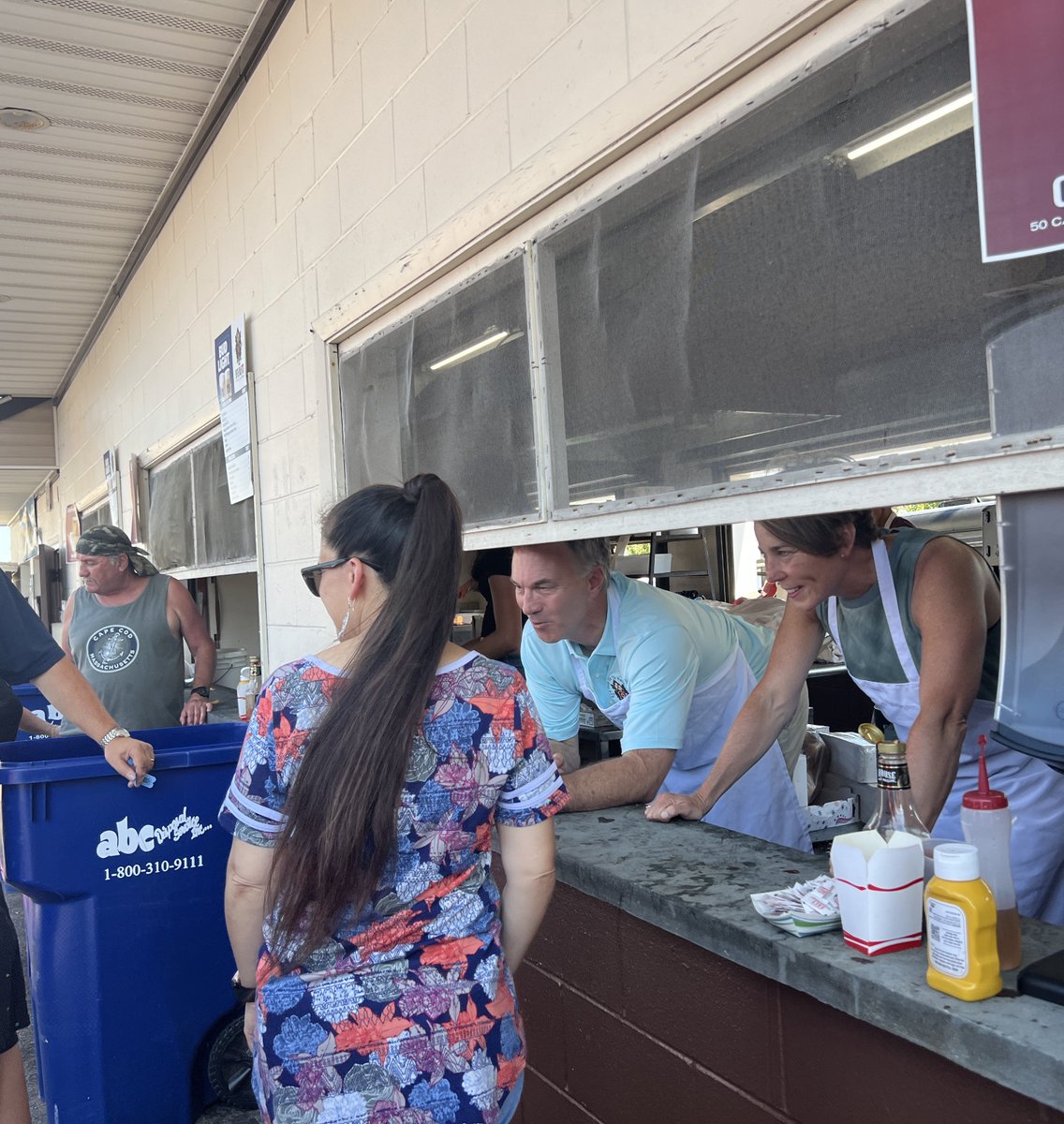 Maura Healey (@maura_healey) on Twitter photo I got to join Mayor <a href="/JonMitchellNB/">Jon Mitchell</a> at the Feast of the Blessed Sacrament this weekend. Turns out we’re a great team behind the counter. Thanks for a great afternoon New Bedford. I got to join Mayor <a href="/JonMitchellNB/">Jon Mitchell</a> at the Feast of the Blessed Sacrament this weekend. Turns out we’re a great team behind the counter. Thanks for a great afternoon New Bedford.