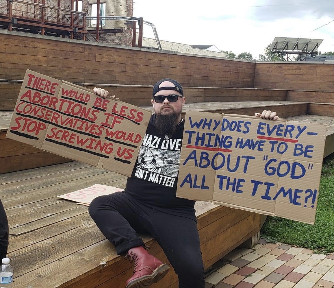 trashslingings1's tweet photo. Shout out to @jonlajoiecomedy for giving me the idea for this sign I made for a pro choice rally today. Much love man #prochoice #notmybody #AbortionIsHealthcare https://t.co/pWT0ArltaZ