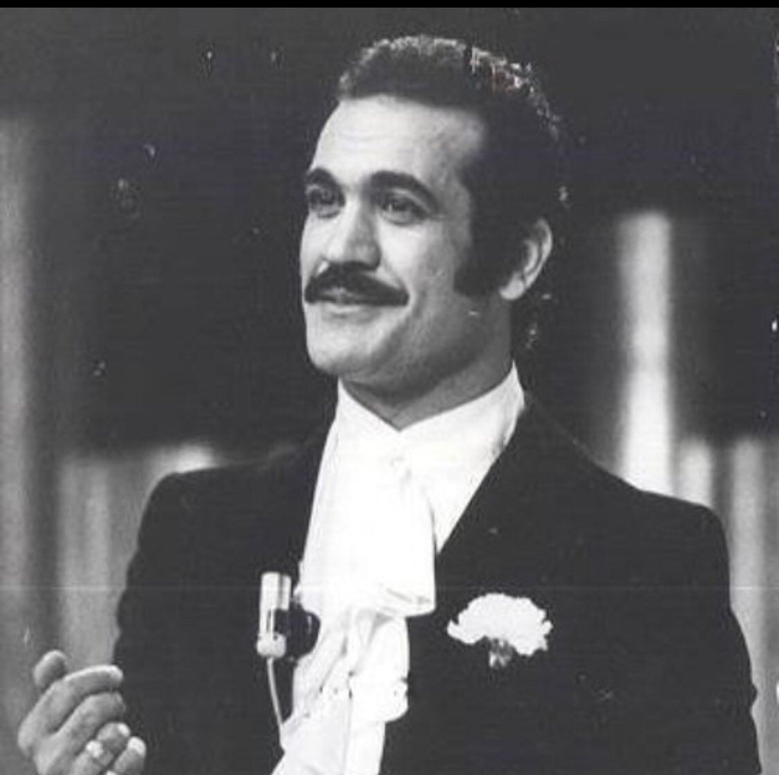 BaTa80's tweet photo. سی‌امین سالگردش… اگر زنده بود چه اتفاقاتی میتونست بیوفته… https://t.co/hPCePSNLGv
