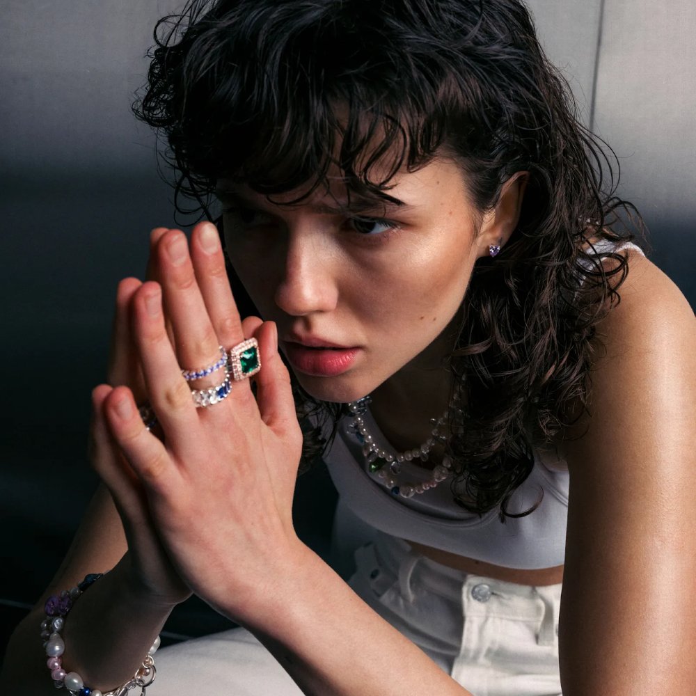 LuxCommentator's tweet image. Hatton Labs have quickly become pioneers in the fashion and jewellery scenes. Here we explore their latest collection. 

luxurycommentator.com/hatton-labs/

#HattonLabs #jewellery #trends #pearls