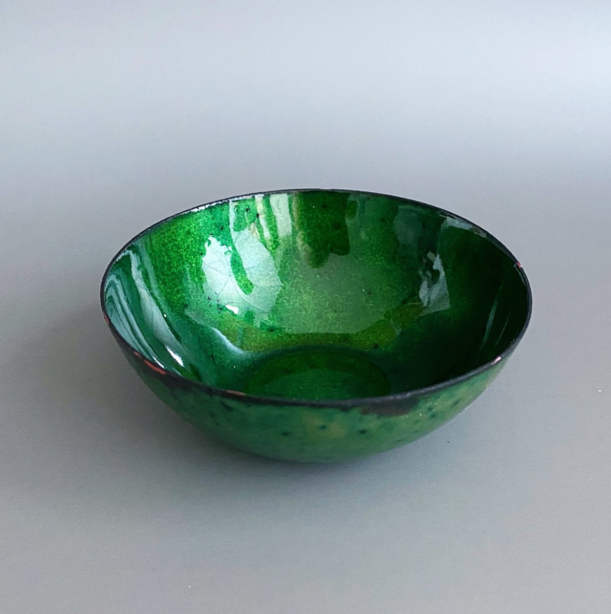 MaisyPlum (@MaisyPlum2) on Twitter photo 2022-08-08 00:18:15 Deep Copper Enamel Bowl - Emerald Green tuppu.net/227e144e #HandmadeHour #shopsmall #inbizhour #giftideas #MHHSBD #UKHashtags ##UKGiftHour #bizbubble #Green Deep Copper Enamel Bowl - Emerald Green tuppu.net/227e144e #HandmadeHour #shopsmall #inbizhour #giftideas #MHHSBD #UKHashtags ##UKGiftHour #bizbubble #Green