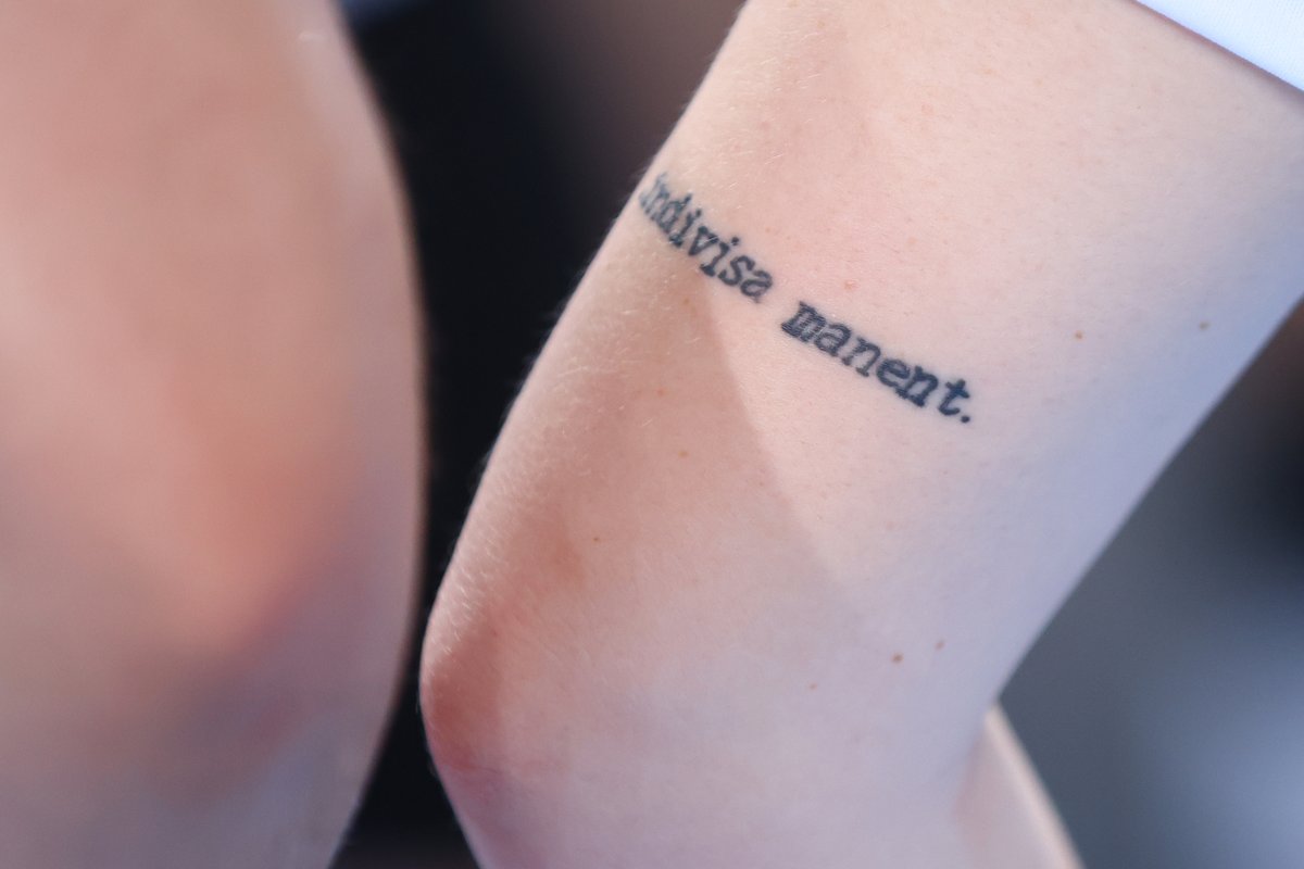 “Lo unido permanece”

Todas juntas, a por la revancha con un europeo 🤜🏼🤛🏼 y terminar de la mejor forma el Mundial 

🔜🇦🇷🇸🇰