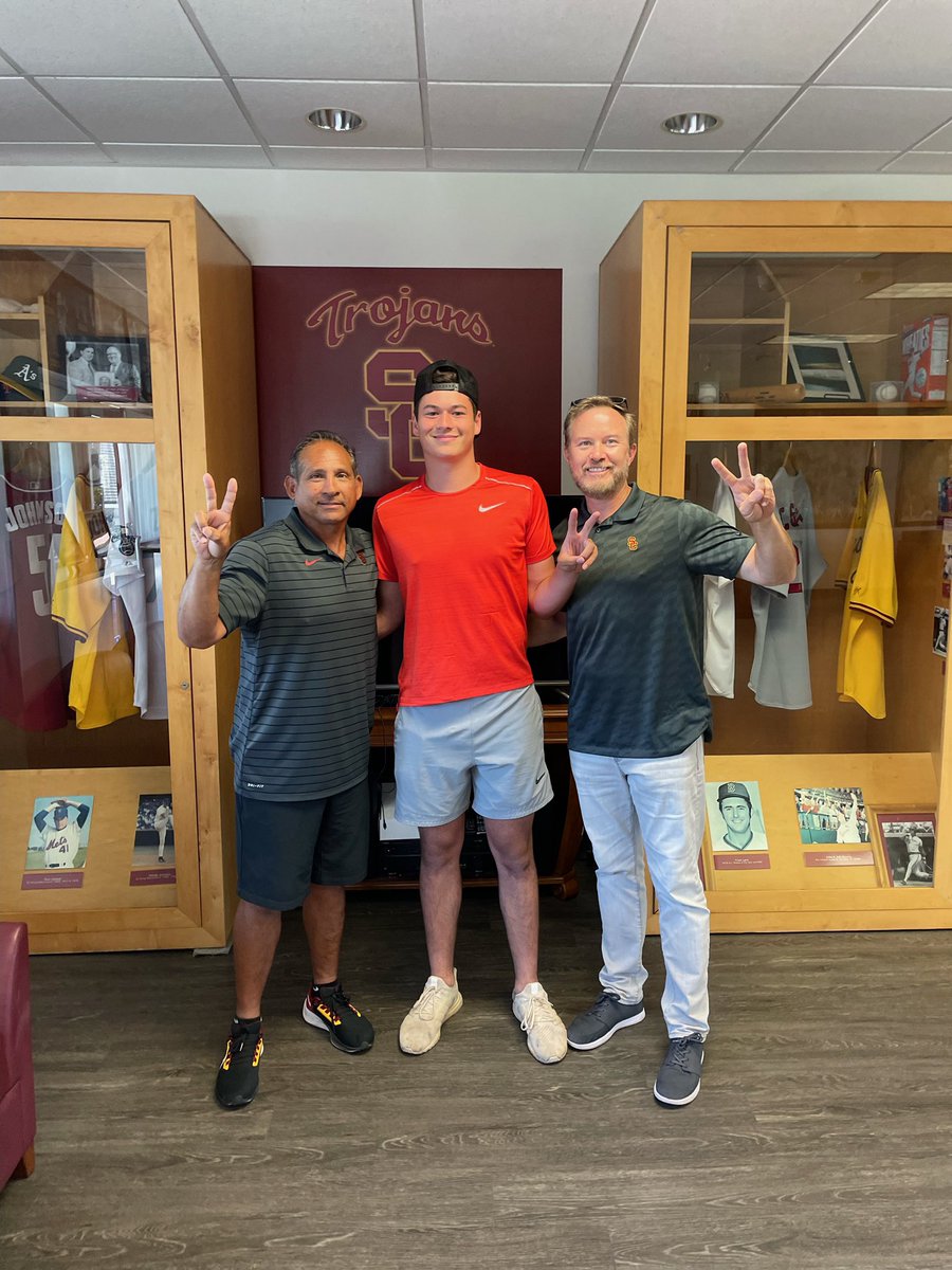 saxmatson_5 tweet media