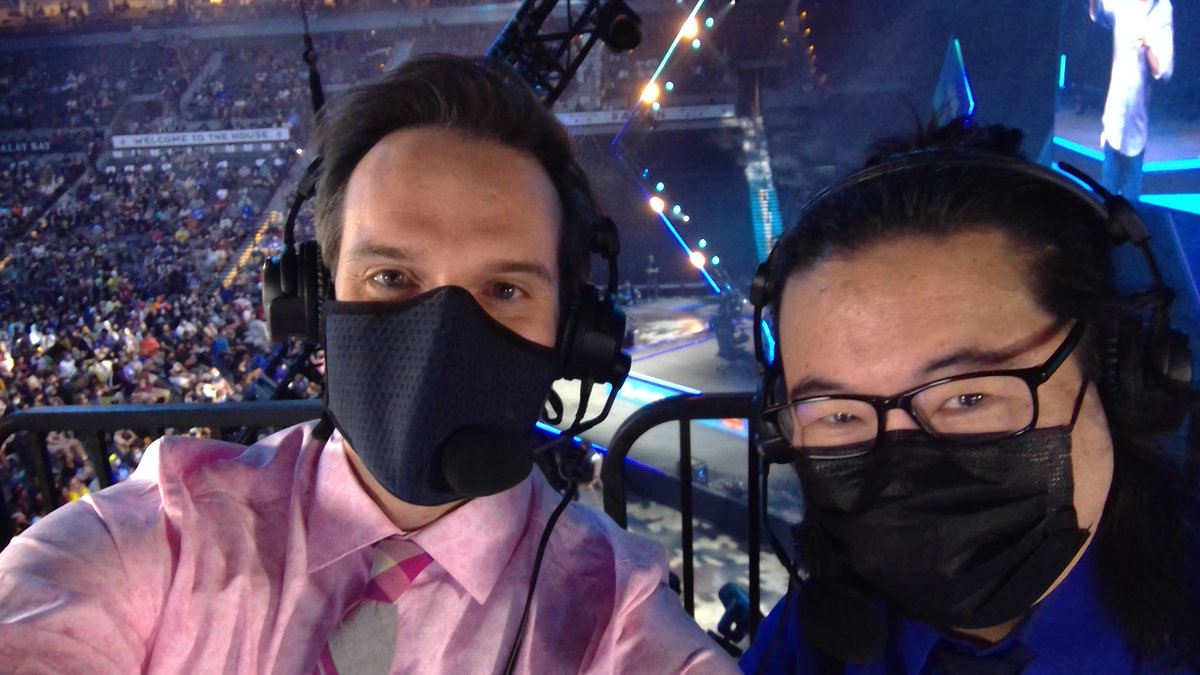 The top 8 for <a href="/StreetFighter/">Street Fighter</a> SFV at <a href="/Evo/">Evo</a> #Evo2022 is starting now!!

Winners:
<a href="/gachikun0423/">ガチくん</a> v <a href="/daigothebeast/">Daigo Umehara</a>
<a href="/kawanoChannn/">シベリアン！</a> v <a href="/tokidoki77/">Tokido / ときど</a>
 
Losers:
<a href="/MistahCrimson/">Mister Crimson</a> v <a href="/iDomNYC/">iDom</a>
@JustAKidd55
<a href="/LeevyLin/">Oil King 五股石油王</a>

Commentary:
<a href="/ultradavid/">Bundist.UltraDavid</a> v <a href="/jchensor/">James “jchensor” Chen</a> 

twitch.tv/evo