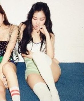rsoldpics's tweet photo. she was slaying since then.
#ROSÉ #로제 @BLACKPINK https://t.co/yUKwJI3Aim