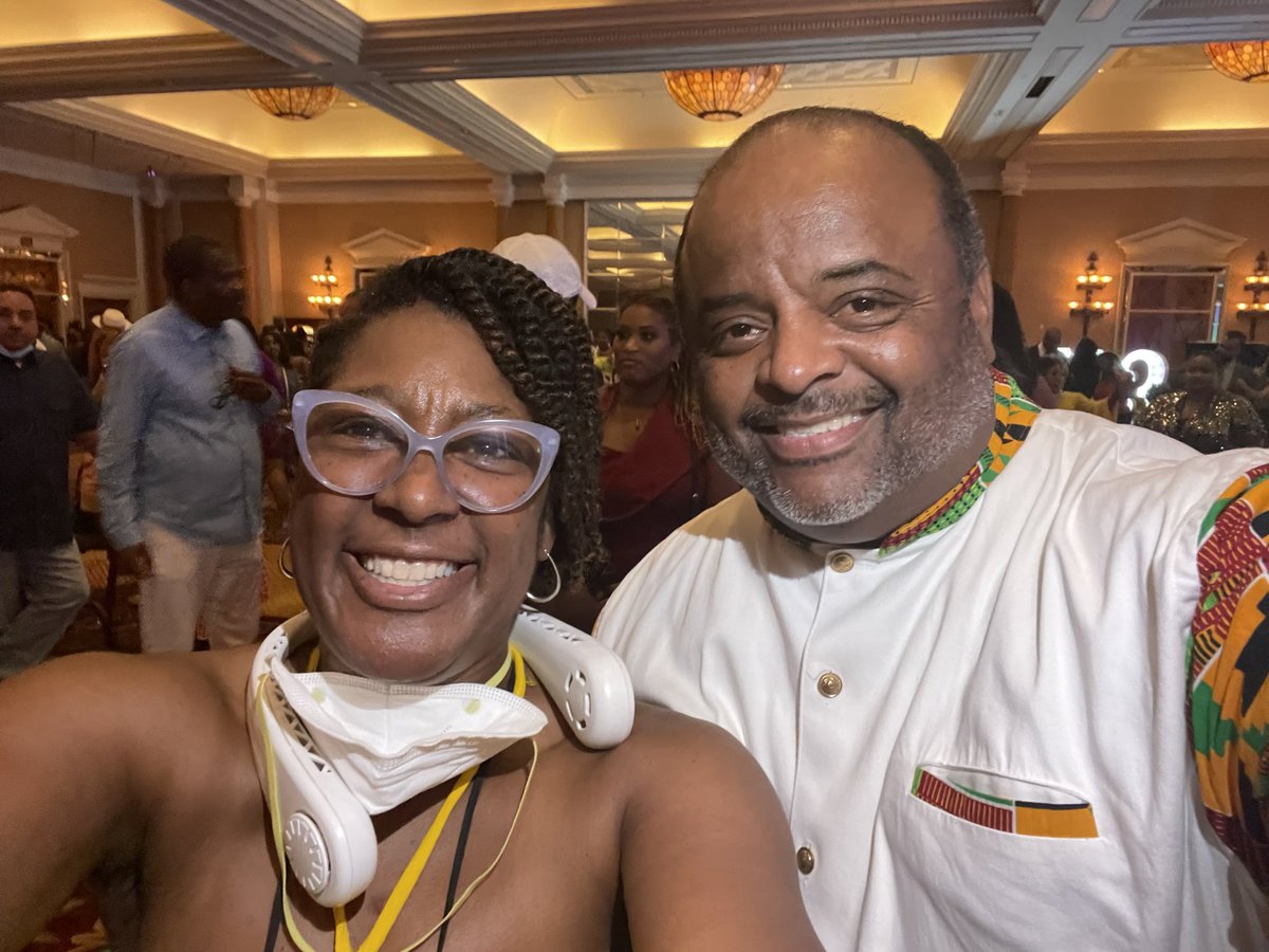 Been taking pictures with or of @rolandsmartin since joining @NABJ in 1989. Keep creating Fam! APhi Bruh! 💚💕#NABJNAHJ22