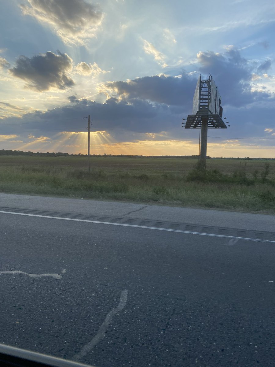 Look at GOD
🌤🌤🌤
#beautiful #heavenly