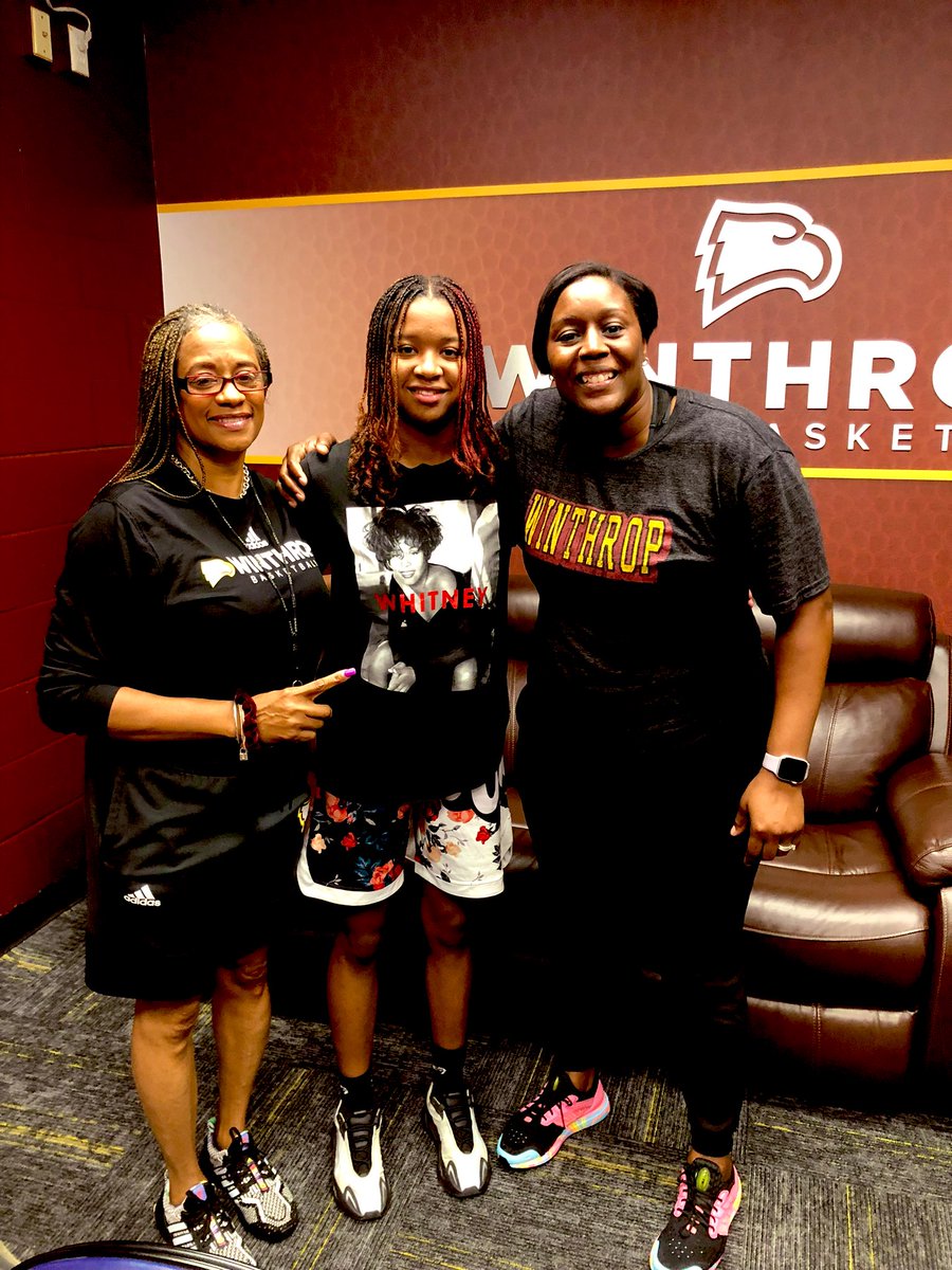 bre stevenson tweet media