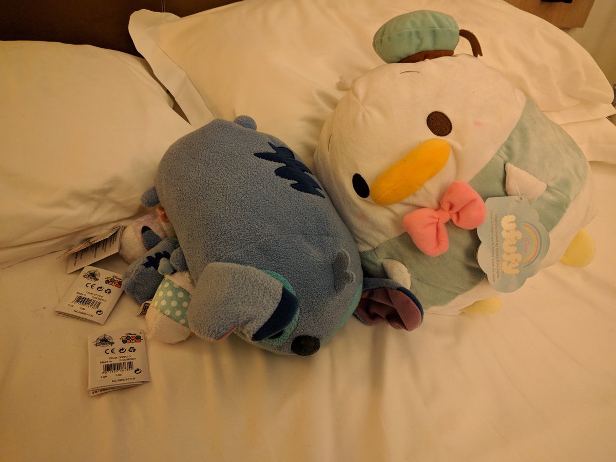 @chocolatadisco Housekeepers are the best. When we went to Disney Land Paris, they kept re-arranging the toys we had purchased in different ways every time. At one point, our stitch Tsum and Donald Ufufy became parents 😂 It was the best!