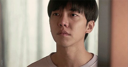 AirenForever1's tweet photo. this is crazy, jum bareum has reappeared in MITH 🫶 🫣. #leeseunggi #이승기 #MasterInTheHouse #집사부일체 #Jibsabu #Mouse #MouseThePredator #마우스 https://t.co/KSG7vS6hgt
