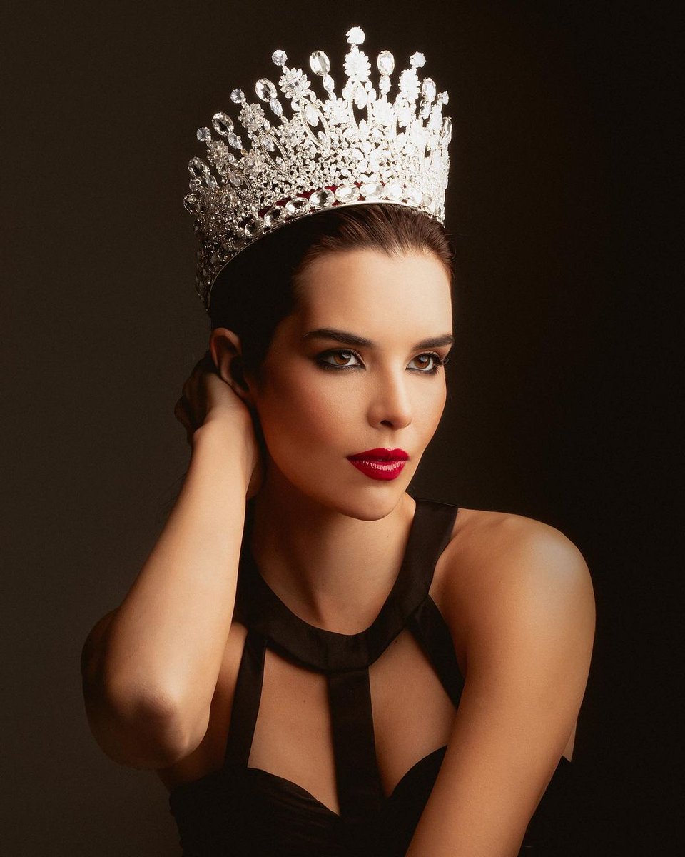 Espectacular nuestra Amanda en esta fotografía #missvenezuela #missuniverse #venezuela