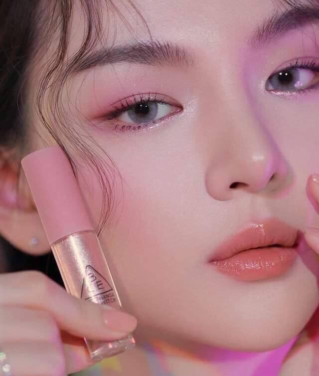 aiiayee's tweet photo. ✨#3CE Eye Switch✨
สี HIDDEN ANGLE 

‼️335 B A H T‼️
(ปกติ 650)

ลิควิดอายแชโดว์ ดอลลี่อายหัวตาเพิ่มความเเบ๊วกรุบ สีพิ้งโกลว์ๆ

#พรีออเดอร์เกาหลี #หิ้วเกาหลี #ใช้ดีบอกต่อ #ถูกและดีบอกต่อ #HowtoPerfect #howtobeauty #ของดีบอกต่อ #เครื่องสำอางเกาหลี #ripไอดอ https://t.co/B0TiBK1XwS