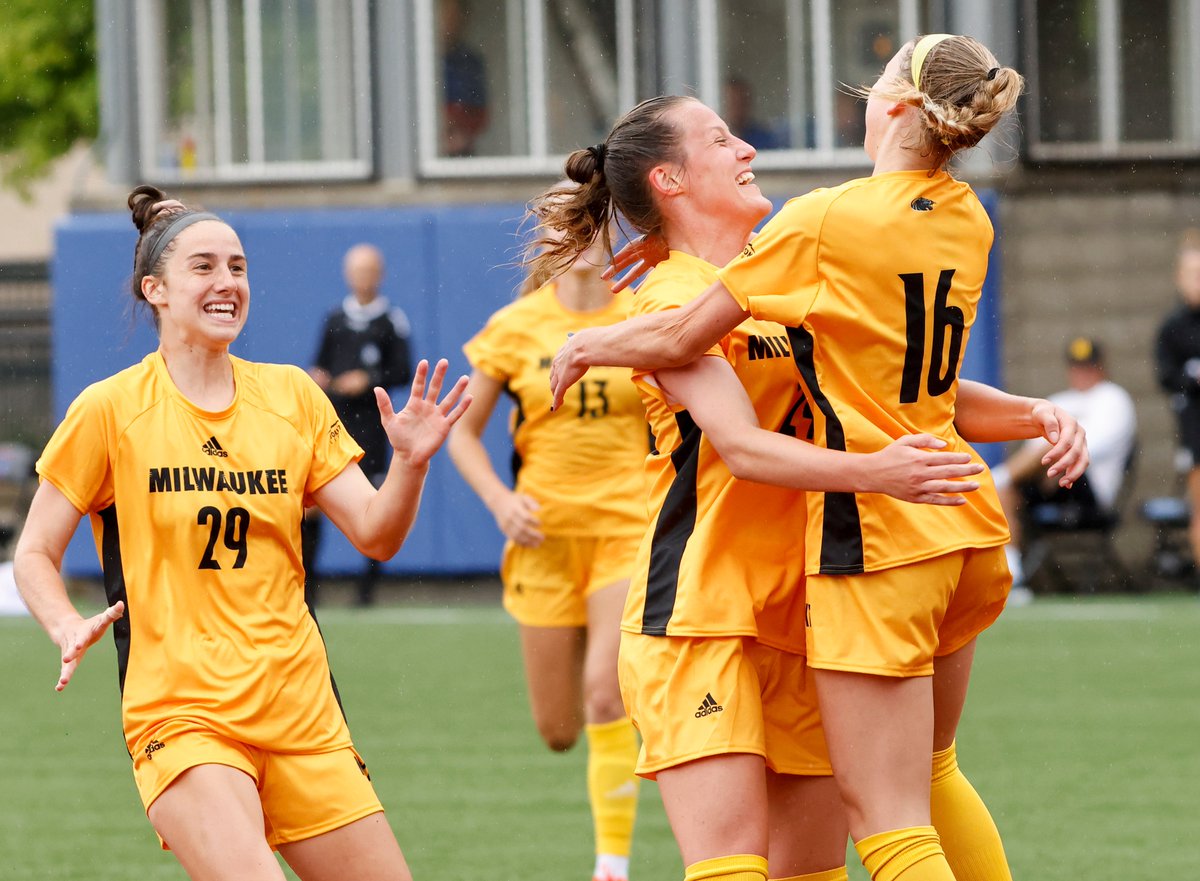 MKE_WSoccer's tweet photo. Welcome back @natalie_auble! https://t.co/si1tkyV8ad