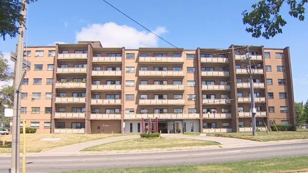 CBCToronto's tweet photo. The landlord of 1570 Lawrence Ave. W. has issued N13 notices to about a dozen tenants on the first floor to complete renovations. The tenants are fighting back. https://t.co/JF4i6cgxnx https://t.co/MuFa43WYCM