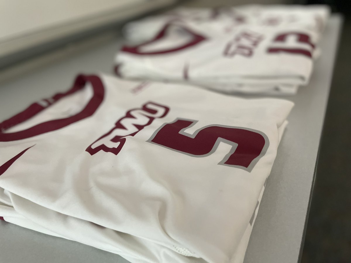 TWUVolleyball's tweet photo. Draft Night ✅ Maroon vs White tomorrow — what side are you on?! 

#tdubvb #godub #LTS https://t.co/roxzOKaSnQ