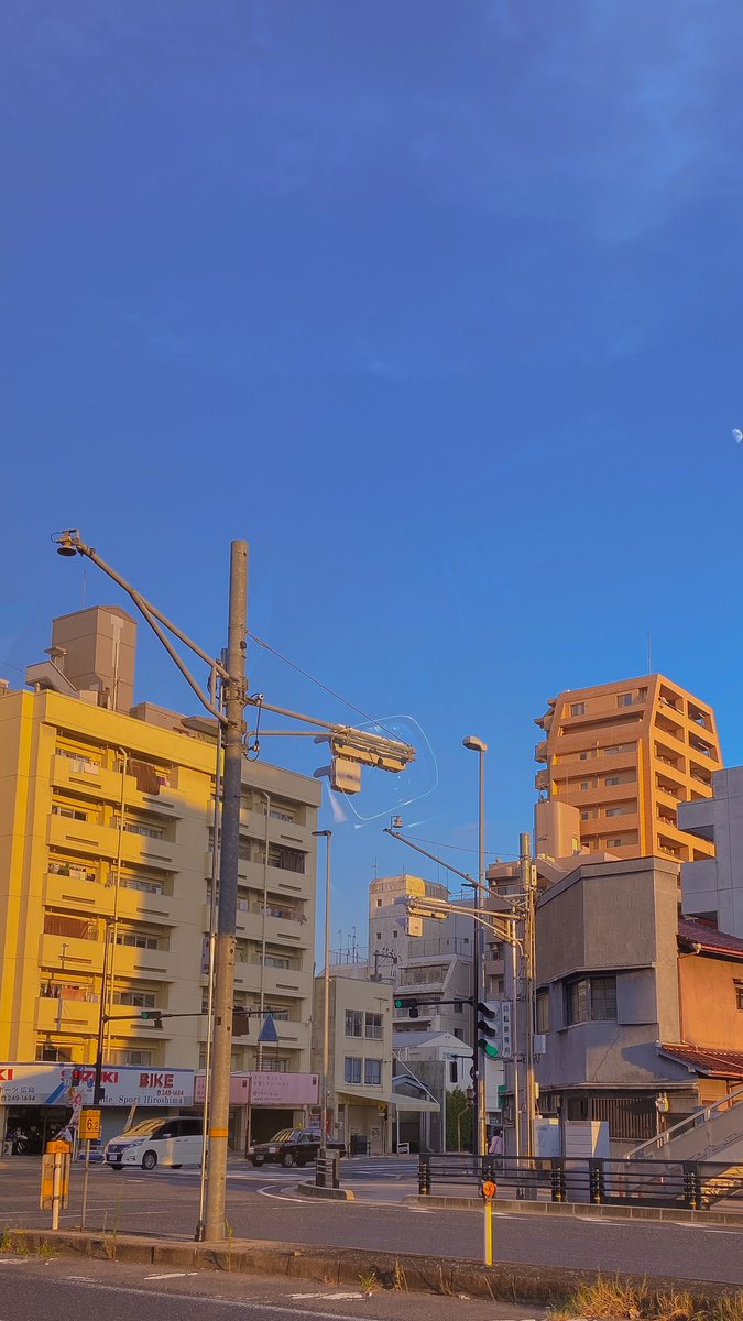 bymirasoul's tweet image. — ☀️💫✨💛