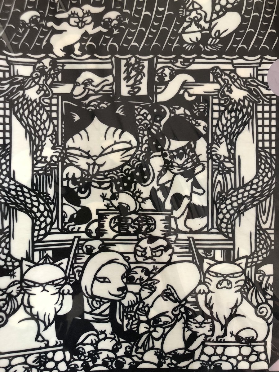 hakkenjpn's tweet photo. 8月8日、#世界猫の日 だそうです🐈‍⬛
最近たくさん見た場所というと、やはりこちら。不気味かわいい化け猫アート大集合。どの子が好きですか？
＃和のあかり2022 #百物語 #百段階段 https://t.co/lN7kzNEr3C