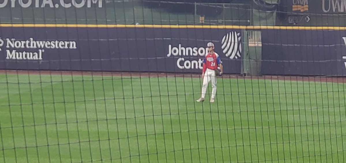 bdlegionbsbl's tweet photo. Congratulations Alex! He finished his Post 146 career as an All-Star at Miller Park! https://t.co/nBeO2xI385
