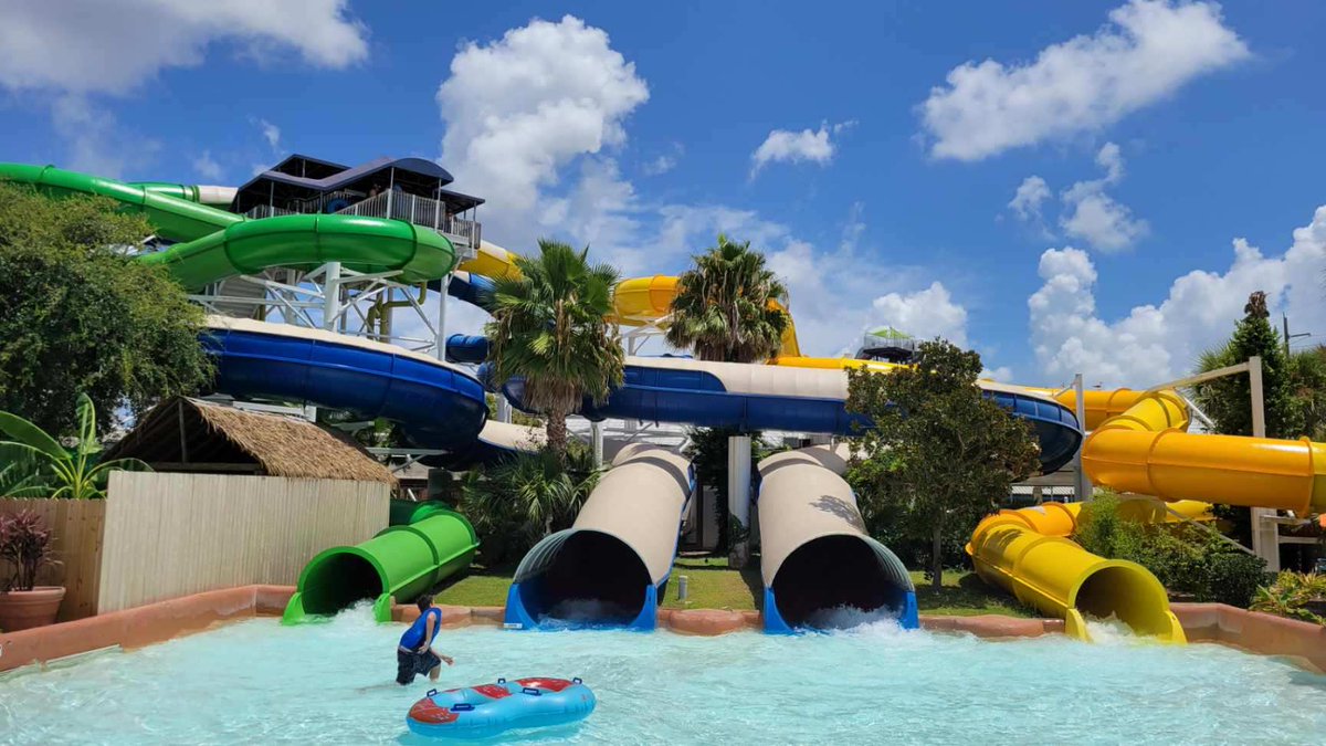 acesouthcentral's tweet photo. More from #BahnCon at @Schlitterbahn Galveston today! #FloatWithACE #BahnLove @aceonlineorg https://t.co/9dmCNJkNnz