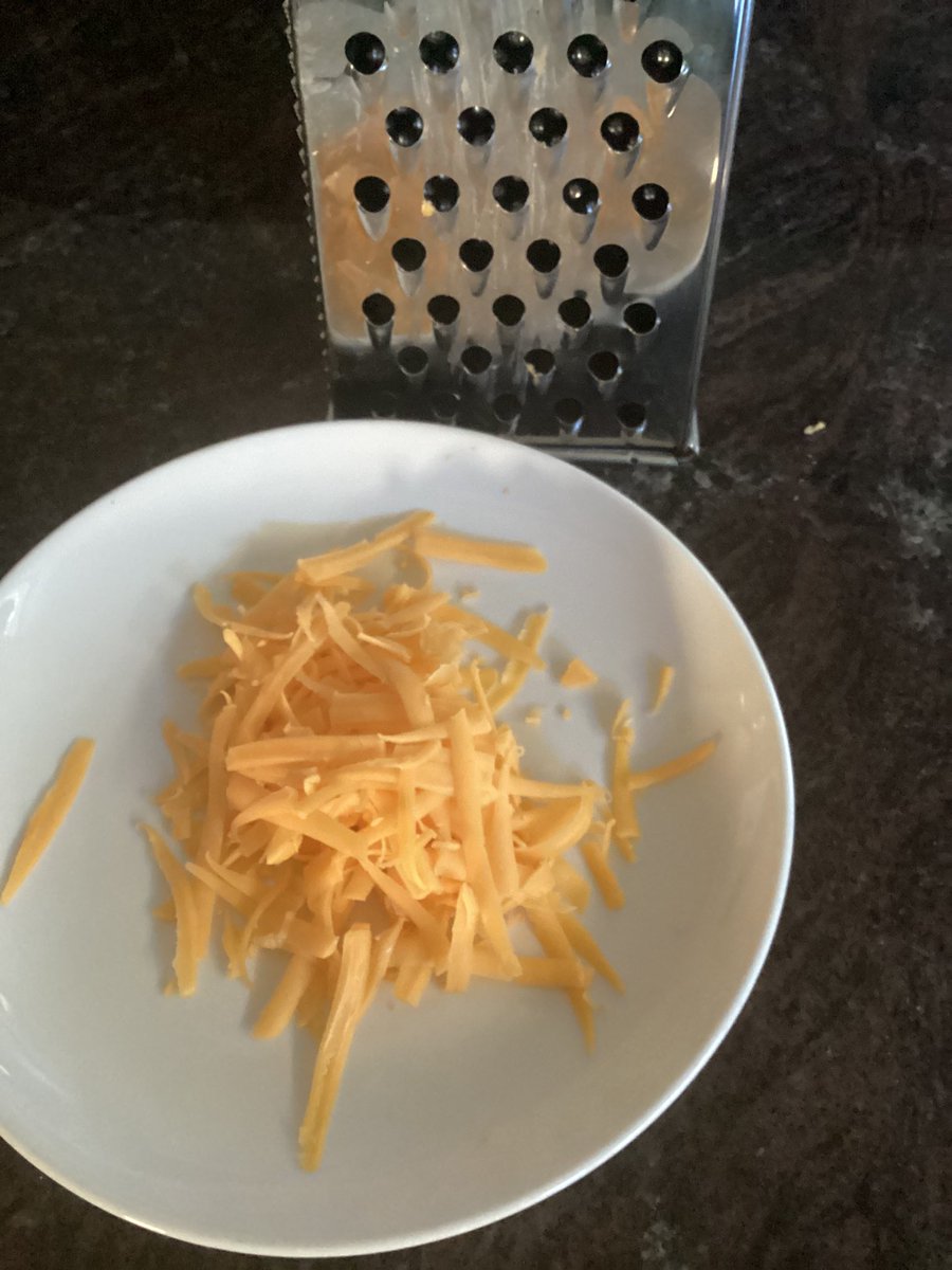 Shredded block cheddar is WAY better than bagged pre-shredded.  You are going to wash the dishes anyway, so minimum impact on prep.  Just my opinion.  🧑🏼‍🍳