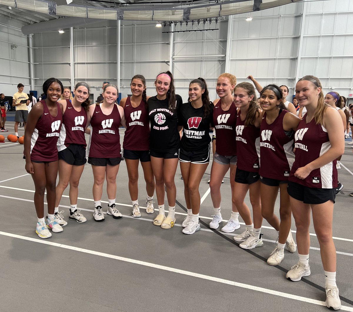 WWHSSprts's tweet photo. Congratulations to the Girls Basketball Program @wwhsgvbb on their very successful weekend at the Keystone Team Camp at @EtownCollege PA! The Varsity went an impressive 4-2 in the highest division and the JV played up in low Varsity and was very competitive! Big things ahead!🐾🏀 https://t.co/fPbO2w97RV