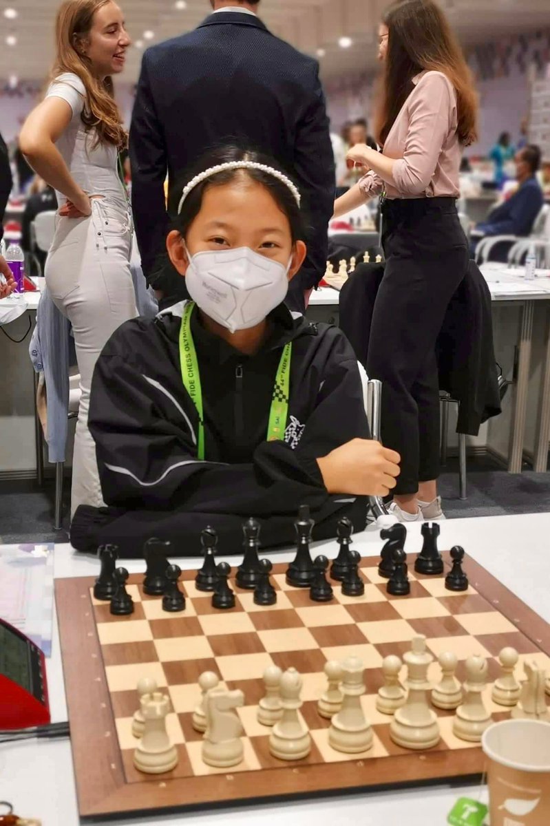 Round 9 of #ChessOlympiad for New Zealand

Open team beat Sao Tome and Principe 3-1. wins for Gong &amp; Stark. Draws from Croad &amp; Duneas. Next they play Bulgaria

Women lost 0.5-3.5 to Norway. Just a draw for Zhang. R10 they play Zimbabwe

Photo: WCM Isabelle Ning