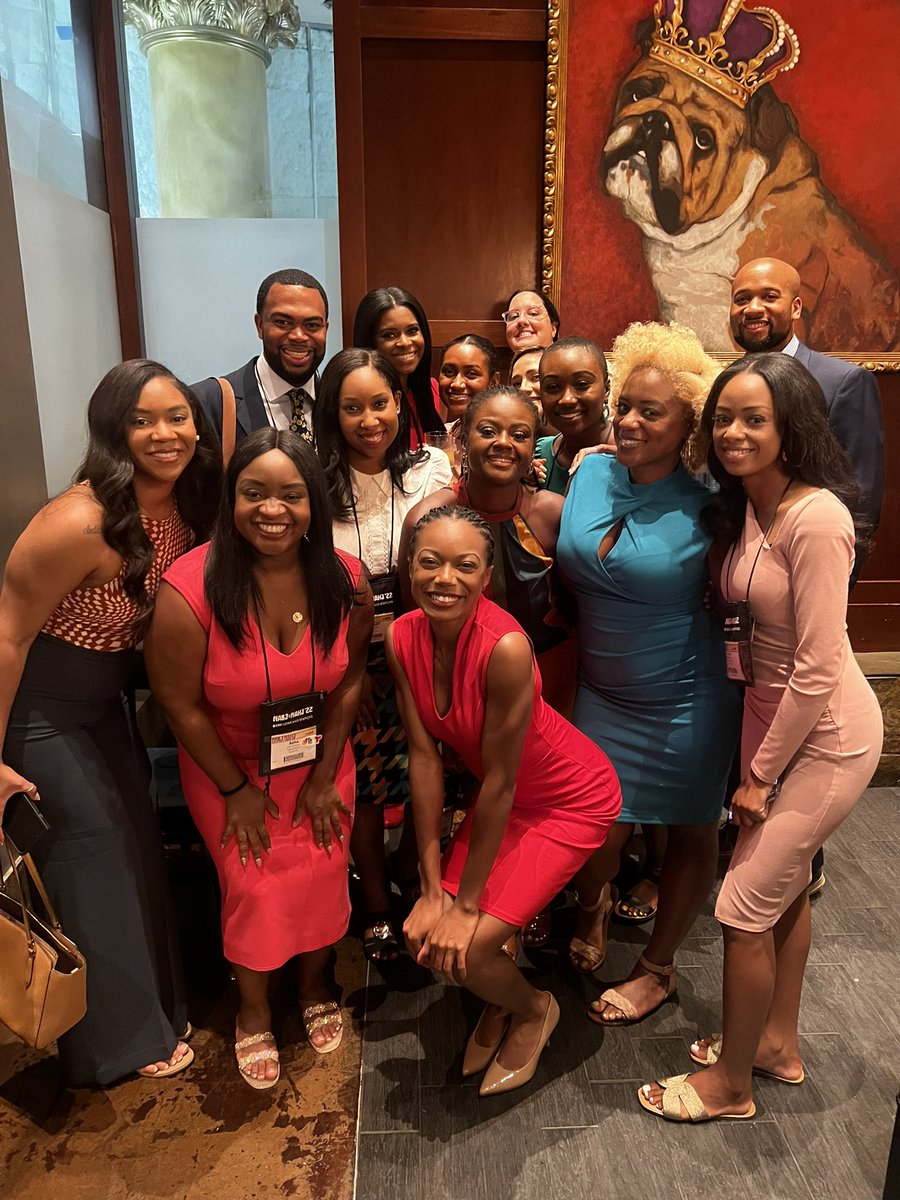 ZhaneCaldwell's tweet image. #NABJNAHJ22 was one for the books! 💕