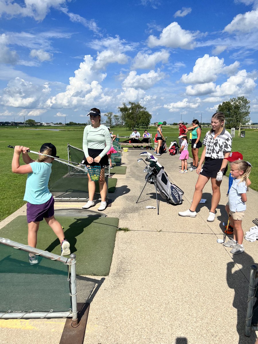 The 1st annual Husky Pup Golf Clinic took place today

The North Girls Golf program would like to thank everyone who came out today and especially our fellow Husky alums who helped run the clinic

We’re already looking forward to next years clinic ⛳️