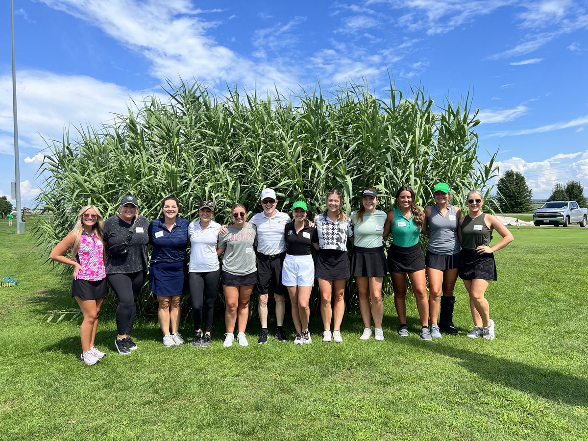 NorthGirlsGolf's tweet photo. The 1st annual Husky Pup Golf Clinic took place today

The North Girls Golf program would like to thank everyone who came out today and especially our fellow Husky alums who helped run the clinic

We’re already looking forward to next years clinic ⛳️ https://t.co/hY0IDuzKeh